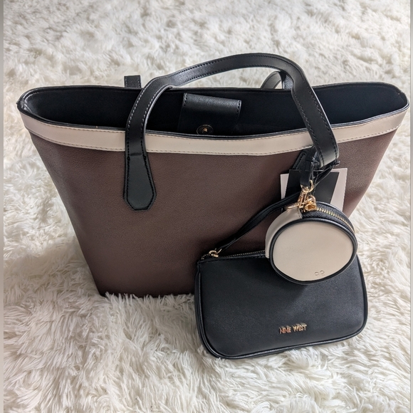 Set Nine West Jordi Trap Shoulder Tote Bag and Crossbody - Picture 3 of 11